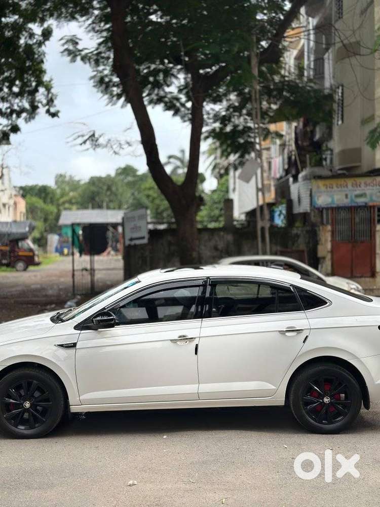 Skoda Slavia, 2022, Petrol