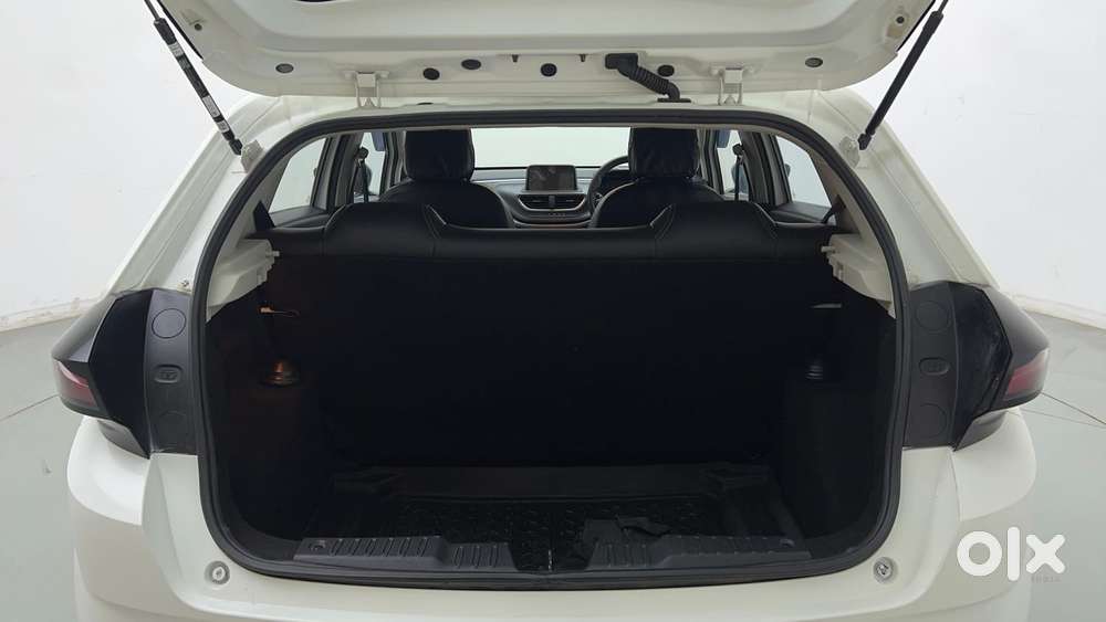 Tata Altroz 1.2 Xt, 2022, Petrol