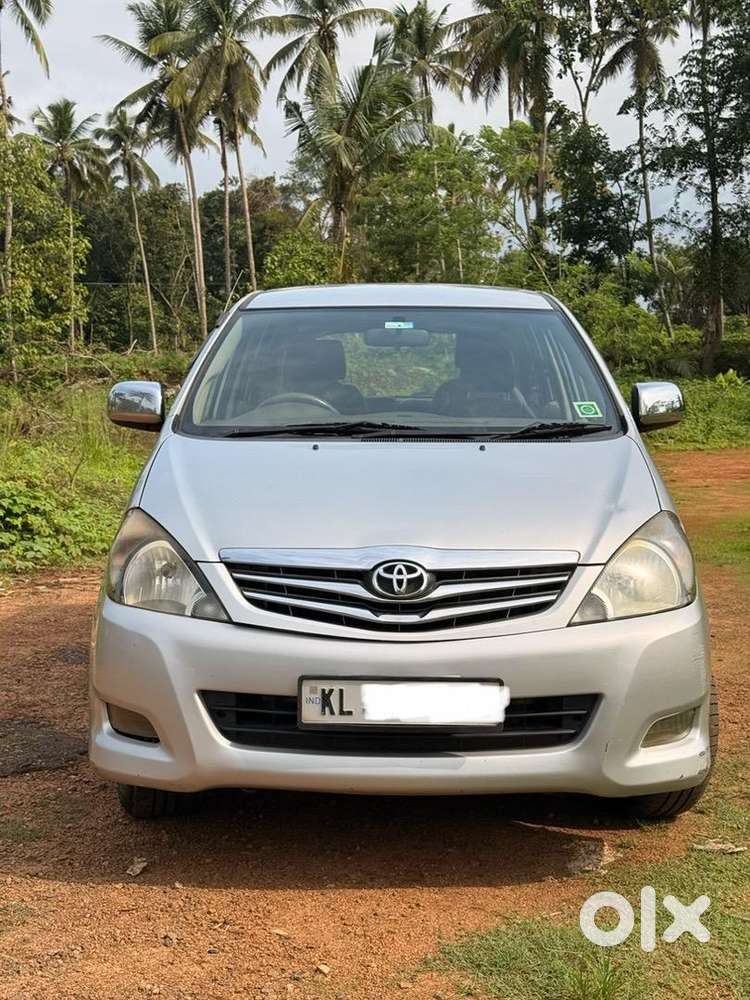 Toyota Innova Vx