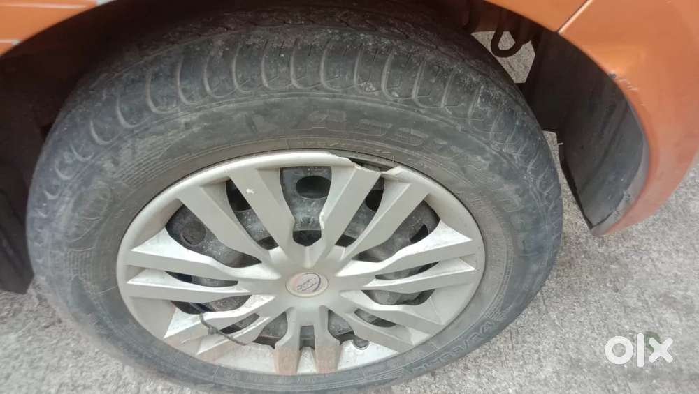 Tata Tiago 1.2 Revotron Xt, 2016, Petrol