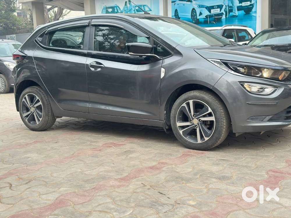 Tata Altroz 1.2 Xz (o), 2022, Petrol