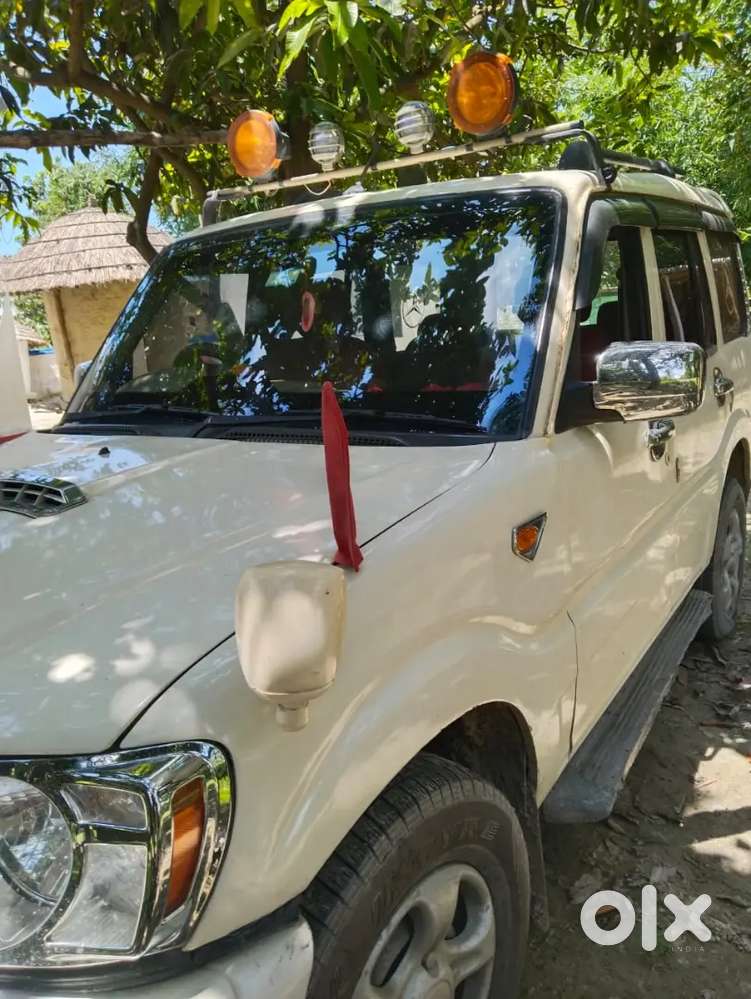 Mahindra Scorpio Classic 2009 Diesel 200000 Km Driven