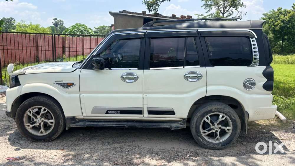 Mahindra Scorpio S10 7 Seater, 2017, Diesel