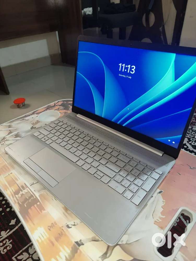 HP 15s-  Intel Core i3 8th Gen  12GB RAM 256GB SSD 1TB HDD