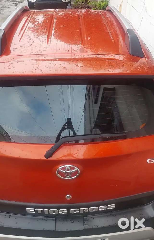 Toyota Etios Cross 2016**petrol**