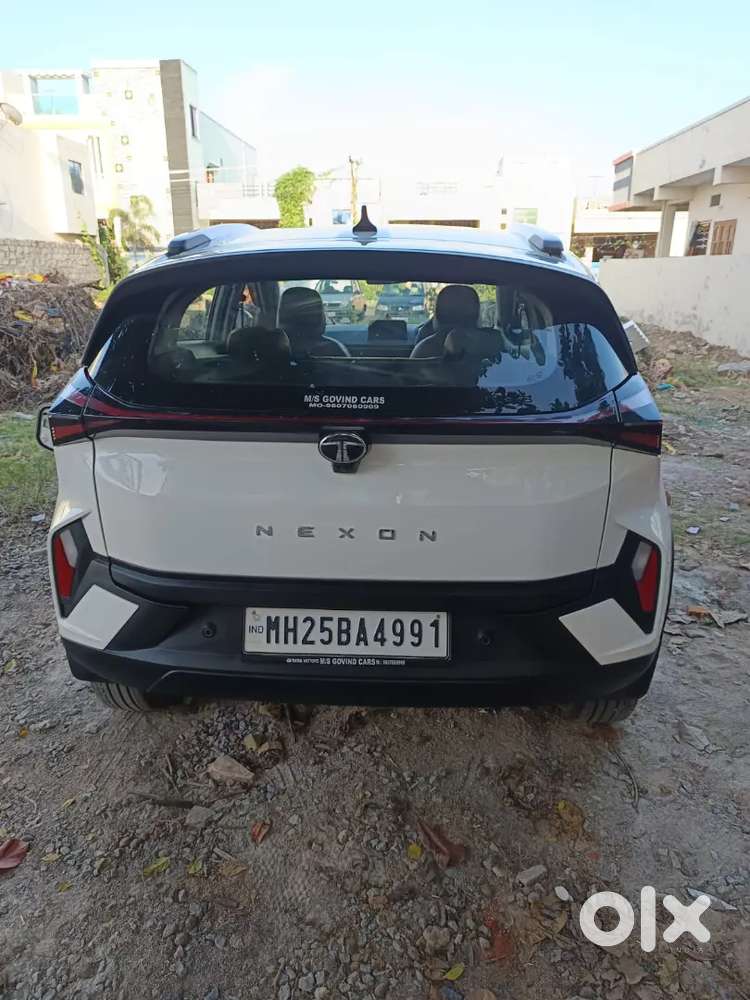 Tata Nexon Smart Plus 2024 Petrol