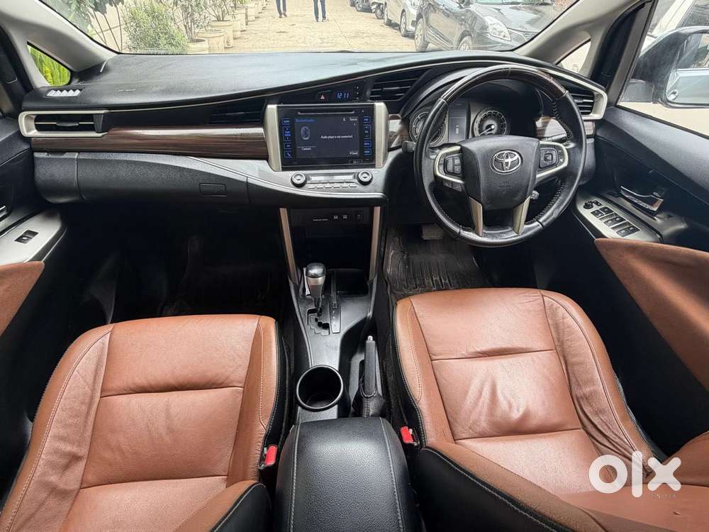 Toyota Innova Crysta 2.8 Zx At, 2017, Diesel