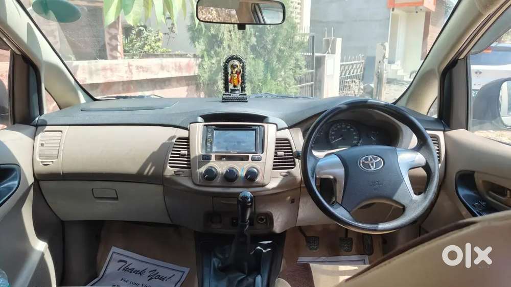 Toyota Innova Hycross 2.0 2015