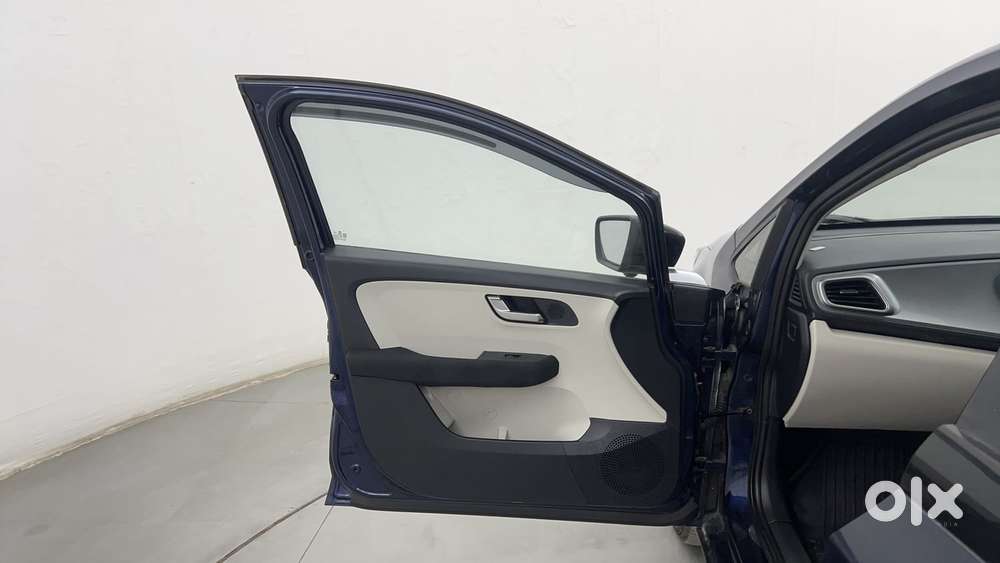 Tata Altroz 1.2 Xz Plus Petrol, 2023, Petrol