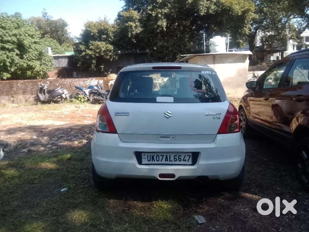 Maruti Suzuki Swift Vxi, 2011, Petrol