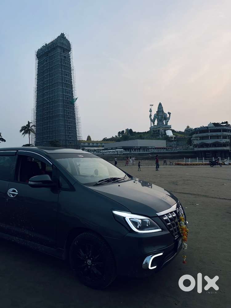 Toyota Innova 2011 Year