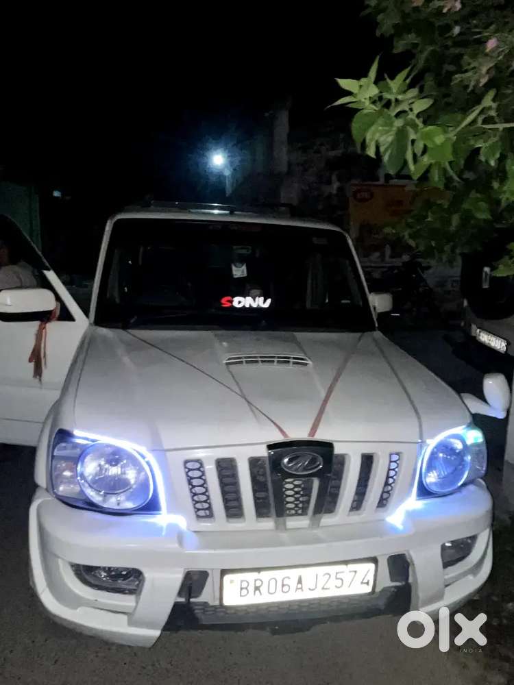 Mahindra Scorpio Classic 2013 With Diesel Engine