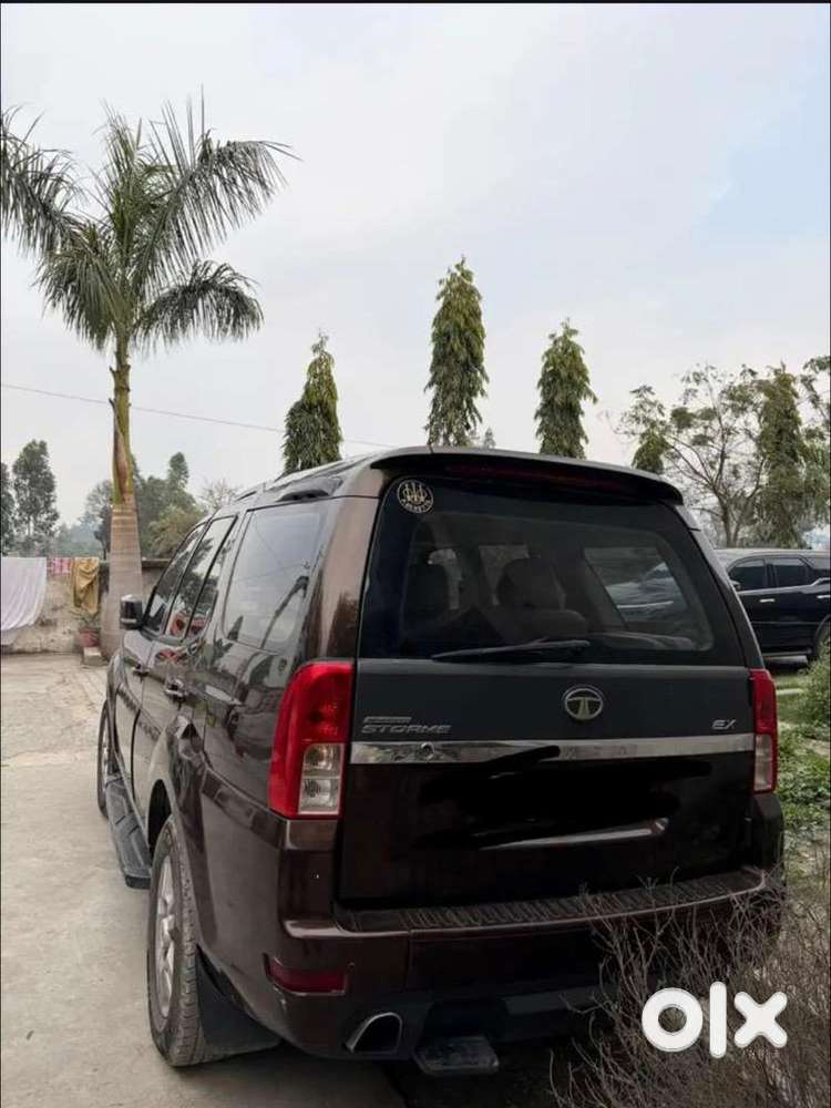 Tata Safari Storme 2013 Diesel Well Maintained