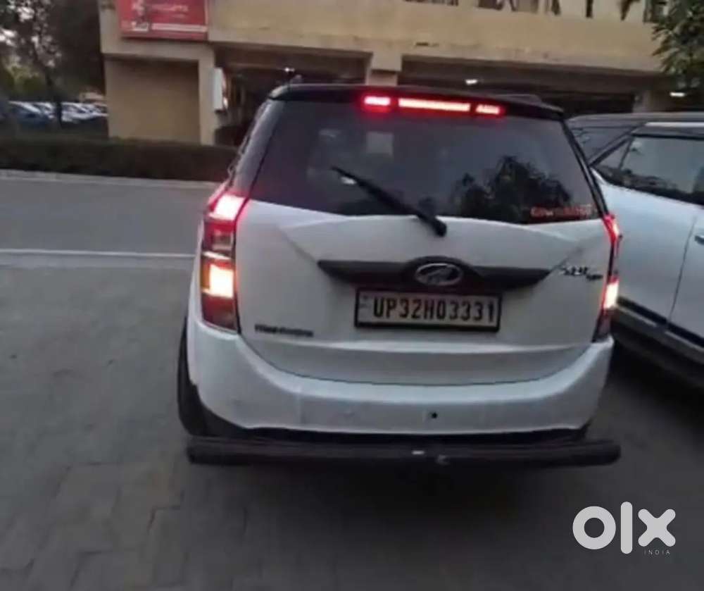 Mahindra Xuv500 2017 Diesel 98000 Km Driven