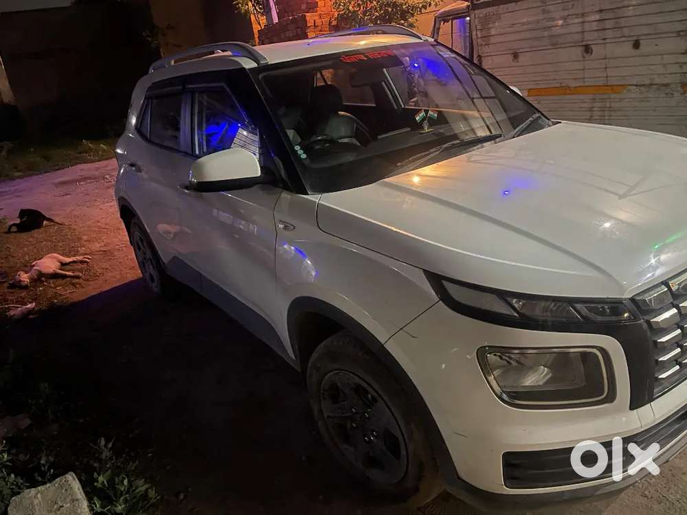 Venue Brand New Condition