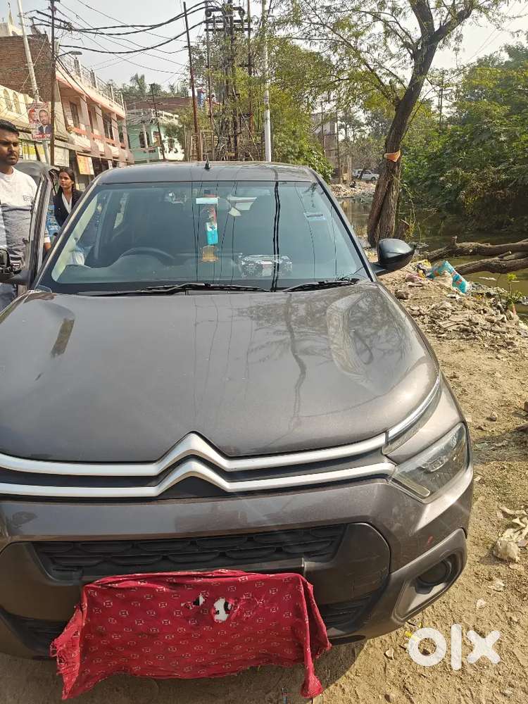 Citroen C3 2023 Petrol 330000 Km Driven