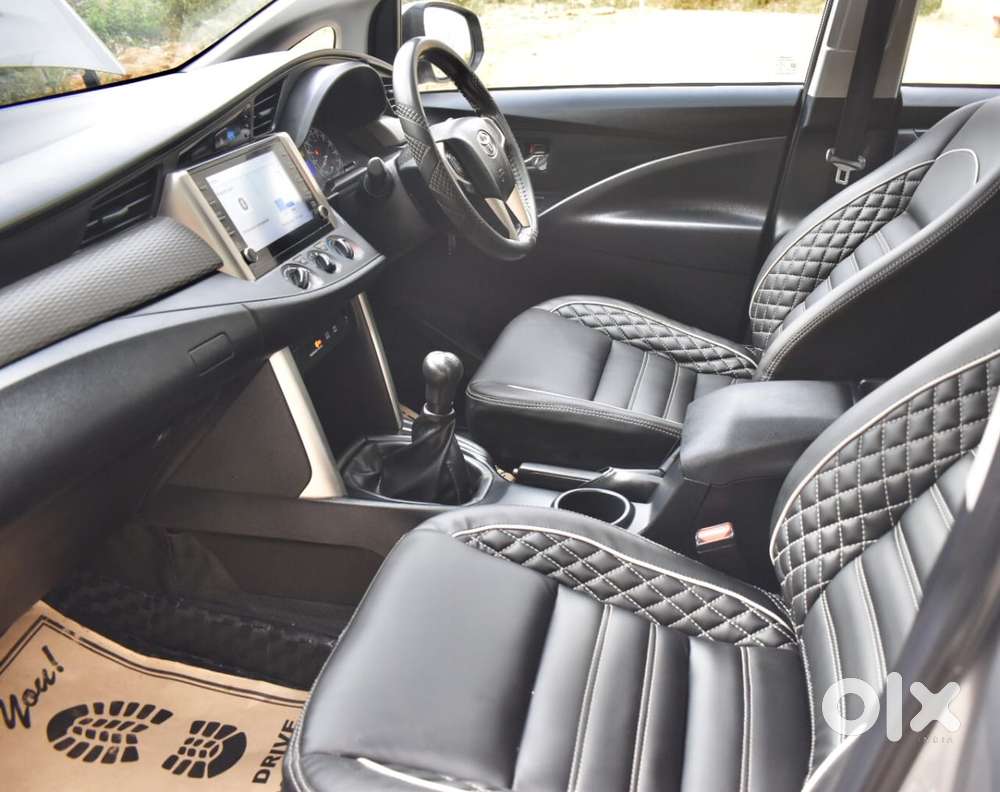 Toyota Innova Crysta 2.4 G Mt 7 Str, 2024, Diesel