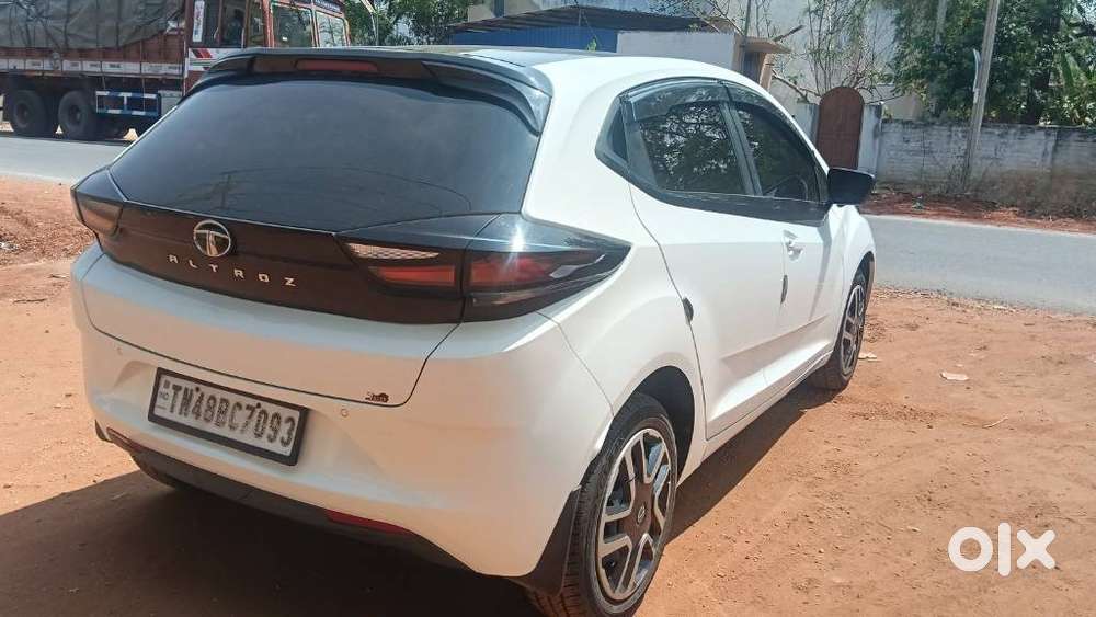 Tata Altroz 1.2 Xm Plus, 2021, Petrol