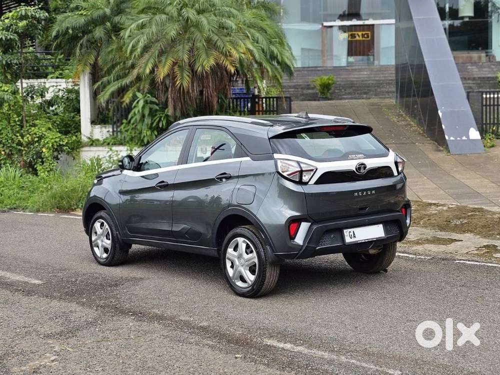 Tata Nexon 1.2 Revotron Xm (s), 2023, Petrol