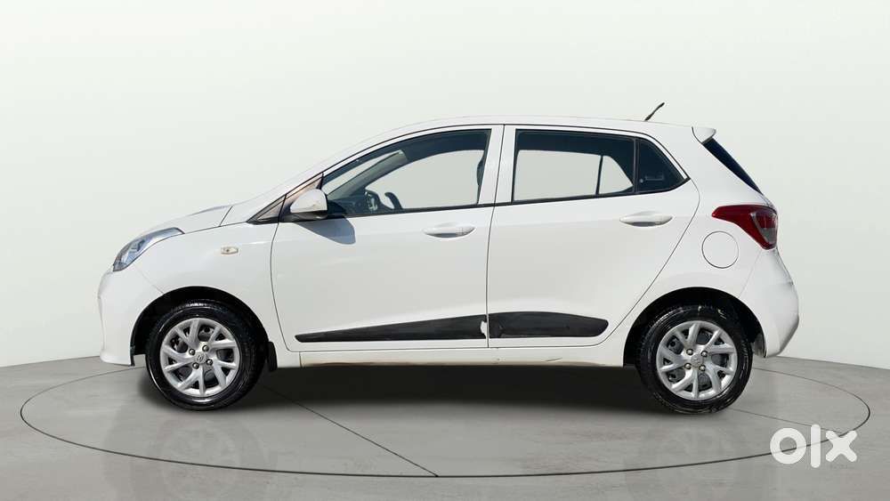 Hyundai Grand I10 Sportz 1.2 Kappa Vtvt, 2017, Petrol