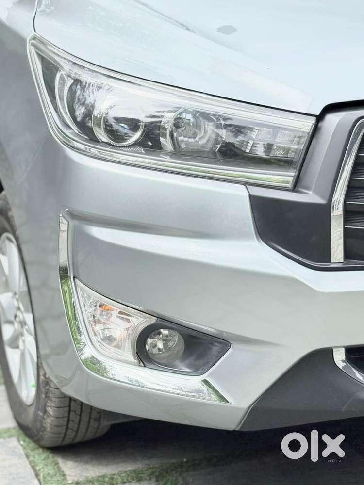 Toyota Innova Crysta 2.4 V, 2017, Diesel