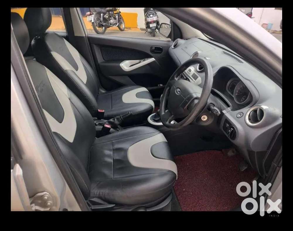 Ford Figo Diesel Titanium 2011