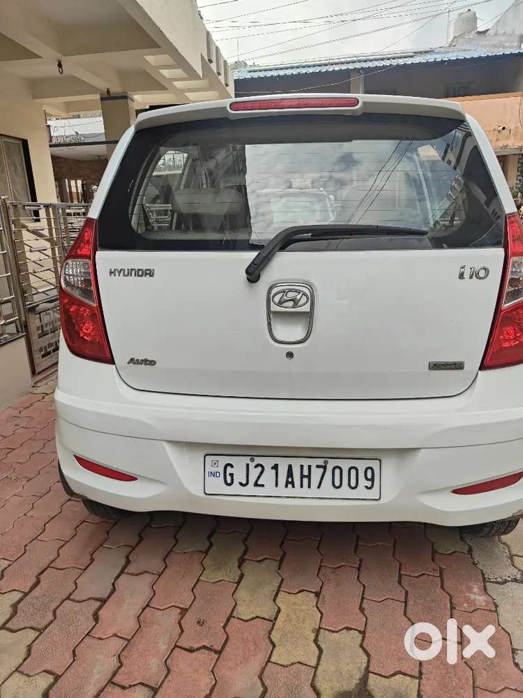 Hyundai I10 Sportz 2012 Petrol