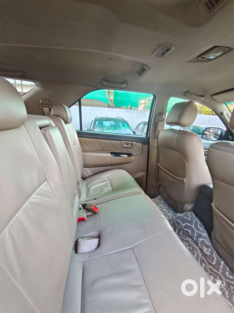 Toyota Fortuner 3.0 4x2 Automatic, 2012, Diesel