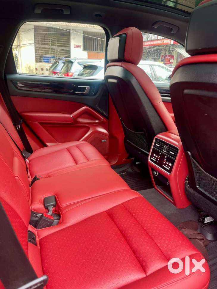 Porsche Cayenne Base, 2020, Petrol
