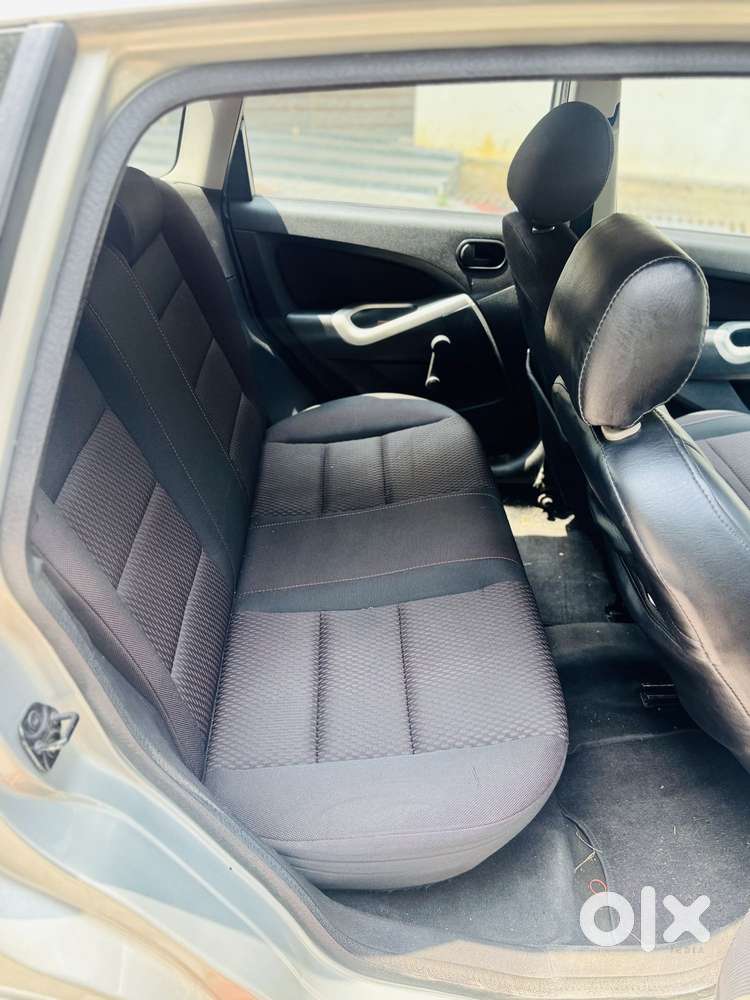 Ford Figo 2010-2012 Diesel Zxi, 2010, Diesel