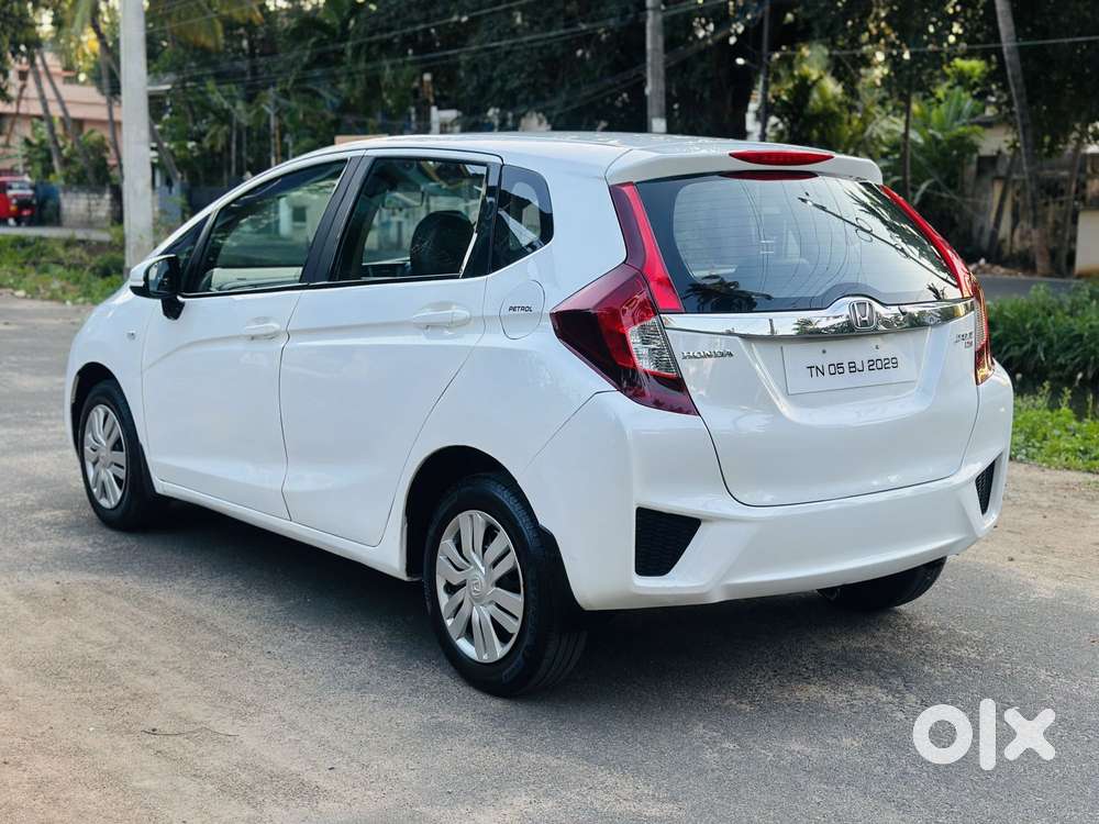 Honda Jazz V Automatic, 2016, Petrol