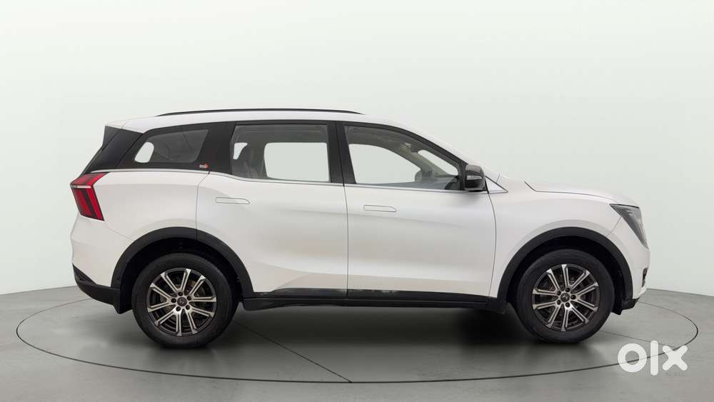 Mahindra Xuv700 2.2 Ax 5 Diesel At 7 Str, 2023, Diesel