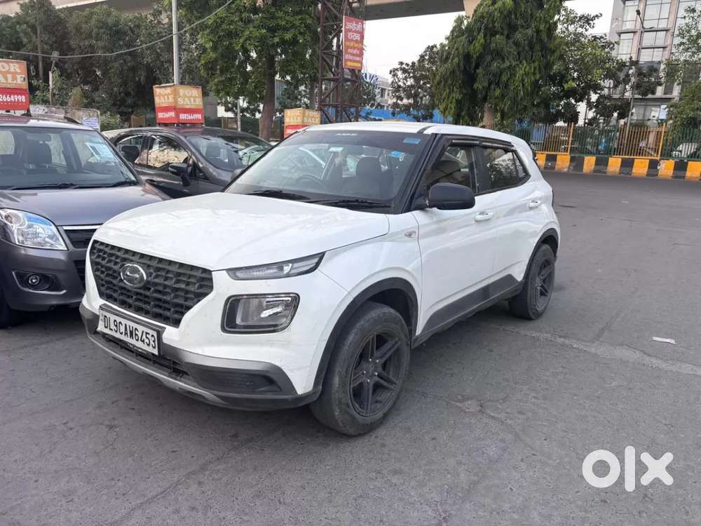 Hyundai Venue E 1.2 Petrol, 2021, Petrol