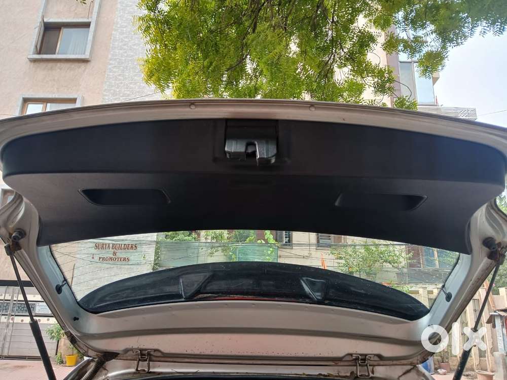 Volkswagen Polo Petrol Highline 1.2l, 2012, Petrol
