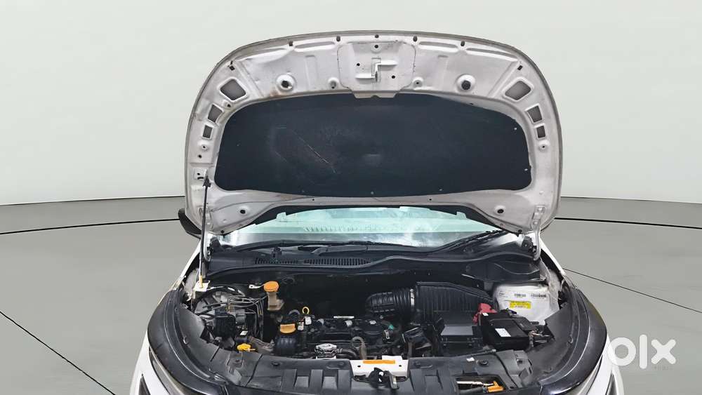 Tata Altroz Xz, 2020, Petrol