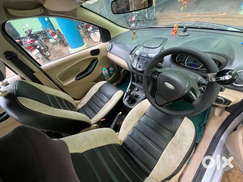 Ford Aspire Blu 2017