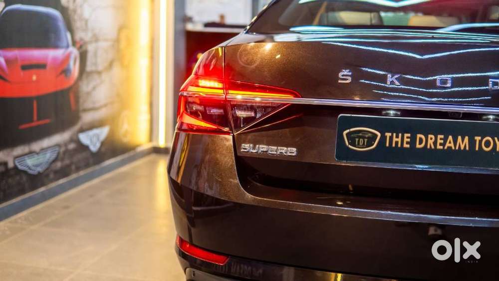 Skoda Superb L&k 2.0 Tdi At, 2021, Petrol