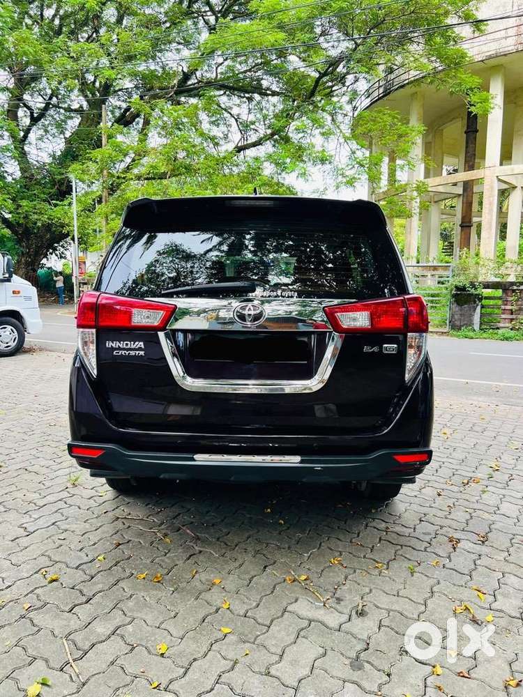 Toyota Innova Crysta Single Owner 2018 Diesel 90000 Km