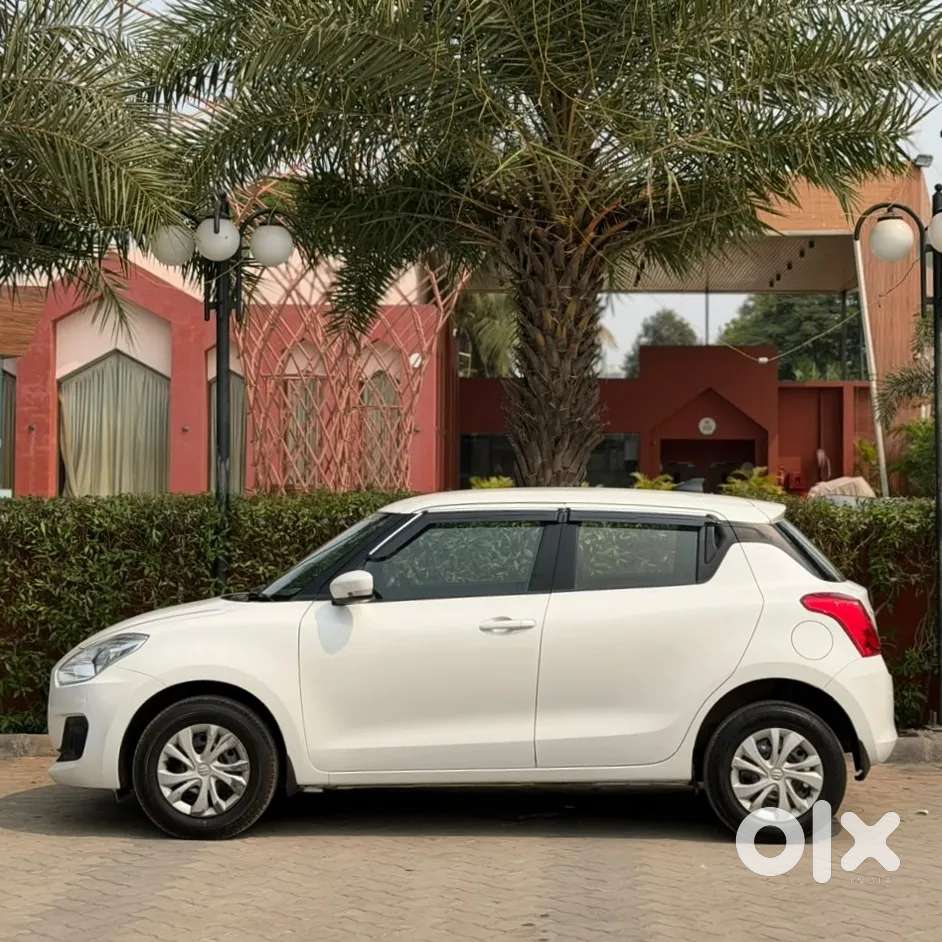 Maruti Suzuki Swift Amt Vxi, 2019, Petrol