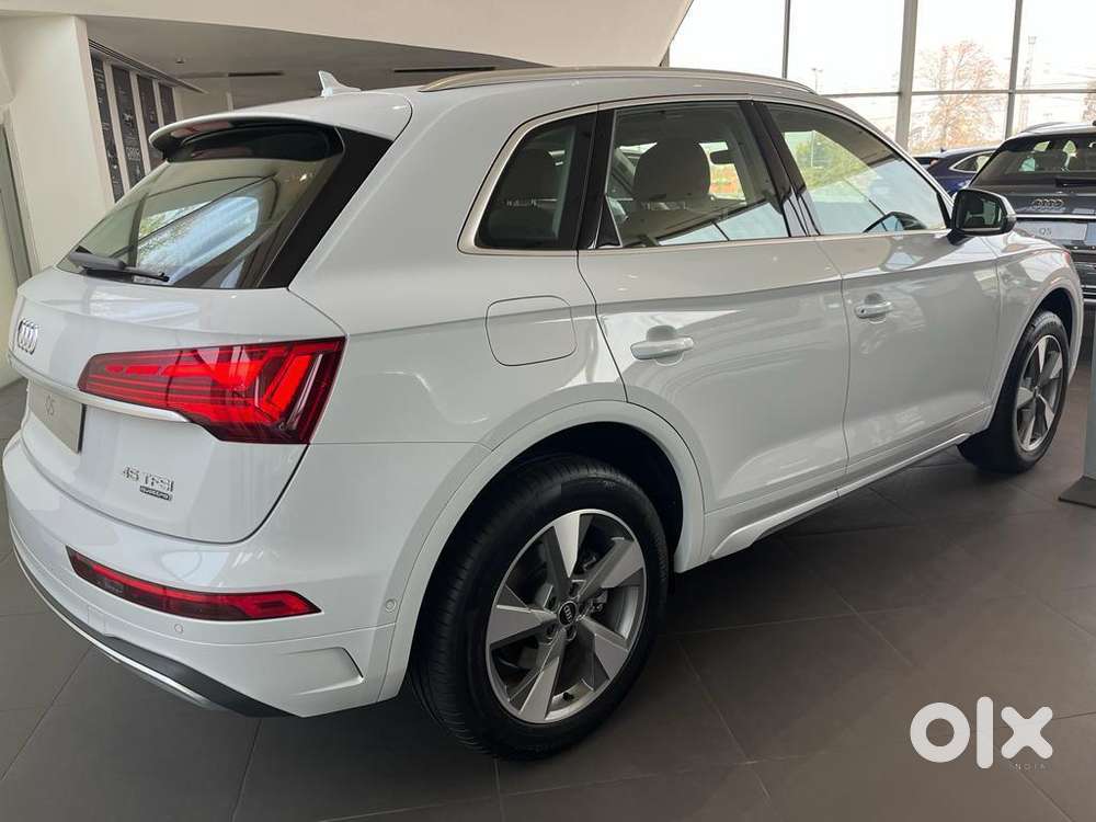 Audi Q5 Technology 45 Tfsi, 2025, Petrol