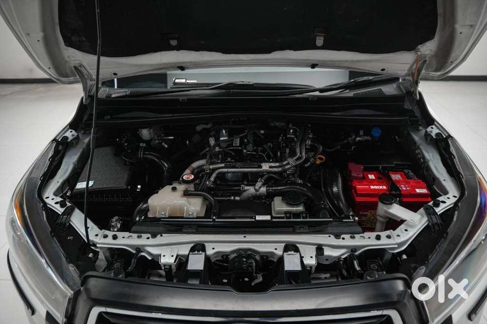 Toyota Innova Crysta 2.4 G Plus Mt 8 Str, 2024, Diesel