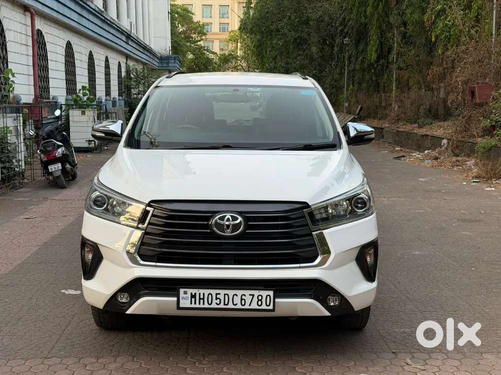 Toyota Innova Crysta 2017 Diesel 118000 Km Driven