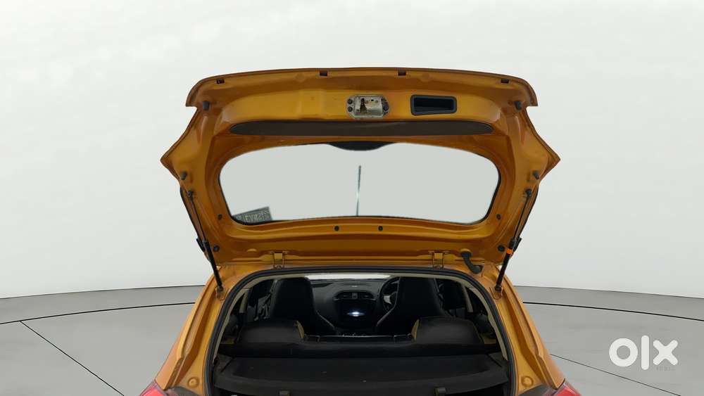 Tata Tiago 1.2 Revotron Xt, 2016, Cng & Hybrids