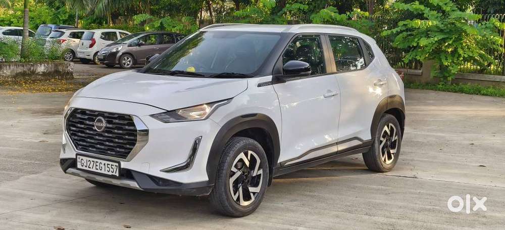 Nissan Magnite 1.0 Xv Executive, 2023, Cng & Hybrids