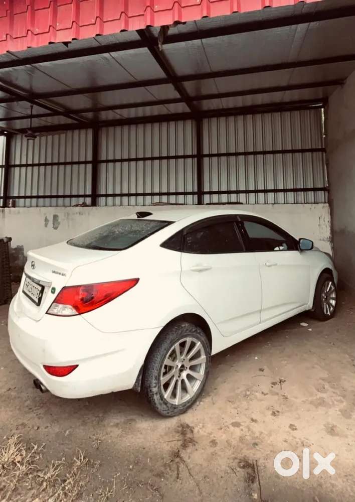 Hyundai Verna Diesel Manual 2013 Car