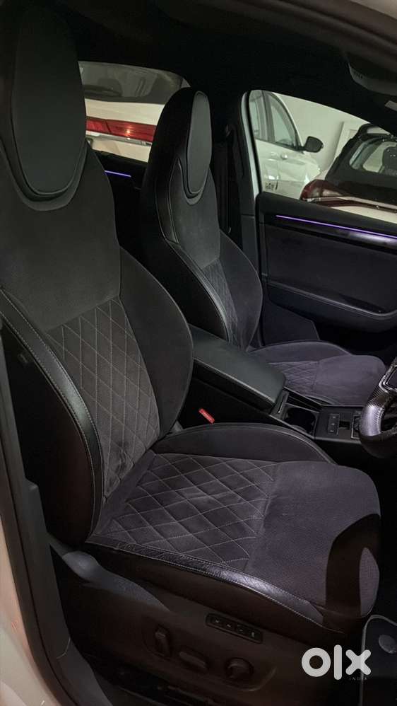Skoda Superb Petrol 2022