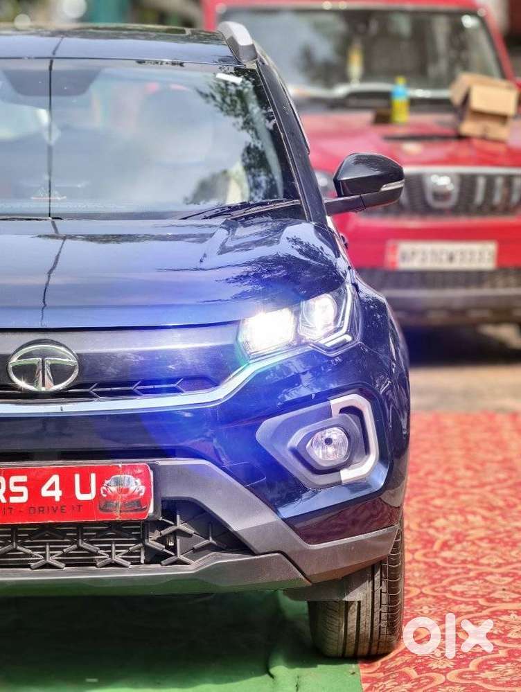 Tata Nexon 1.2 Revotron Xz Plus Dual Tone, 2023, Petrol