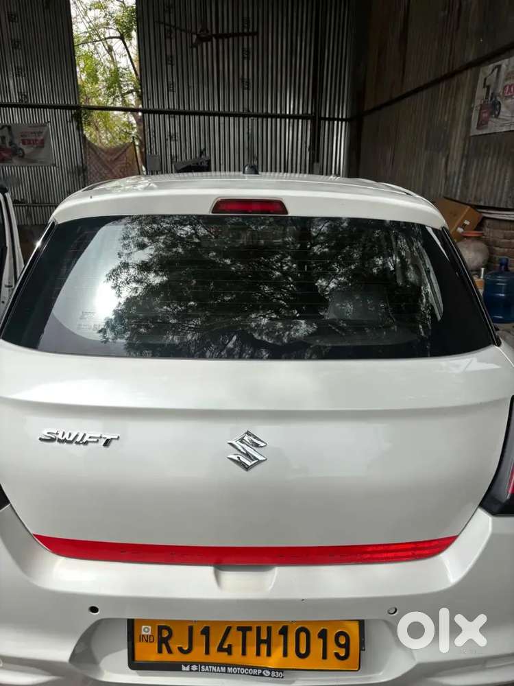 Maruti Suzuki Swift Vxi 2024