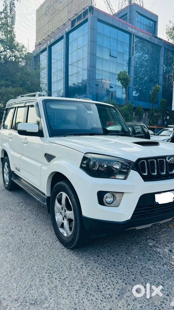 Mahindra Scorpio S11 Diesel 2018