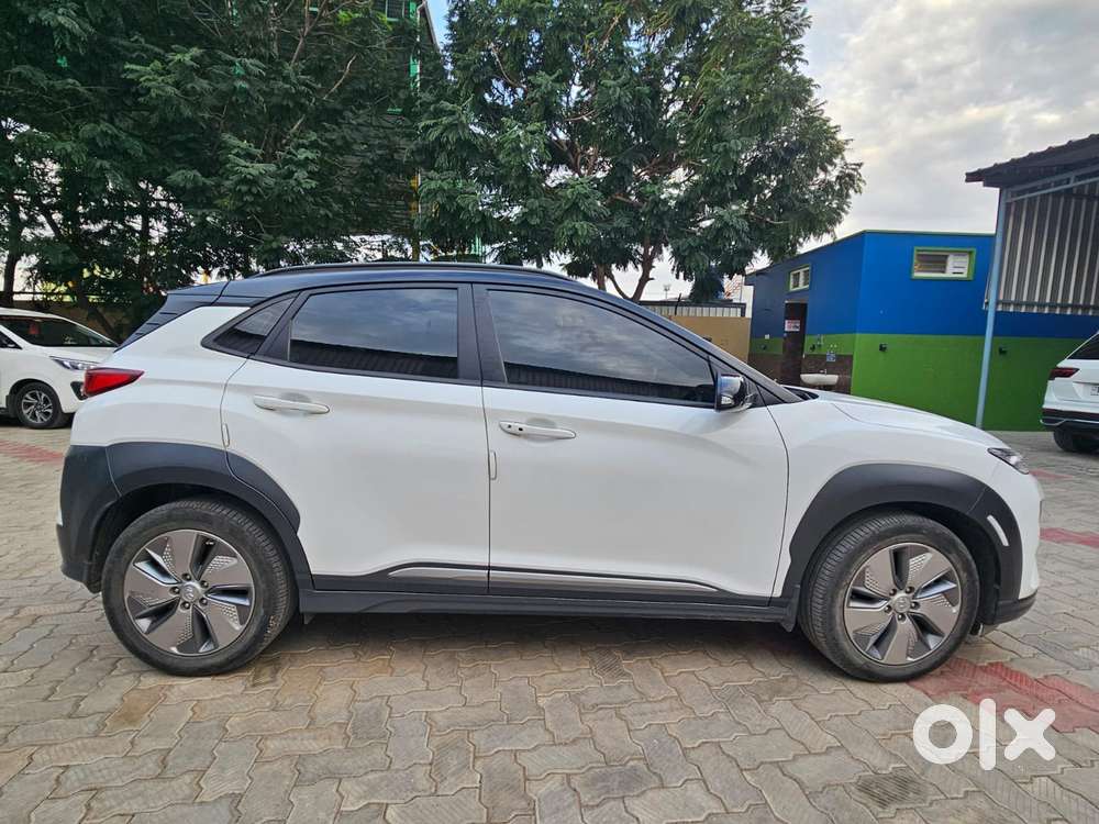 Hyundai Kona Electric Premium Dual Tone, 2022, Electric